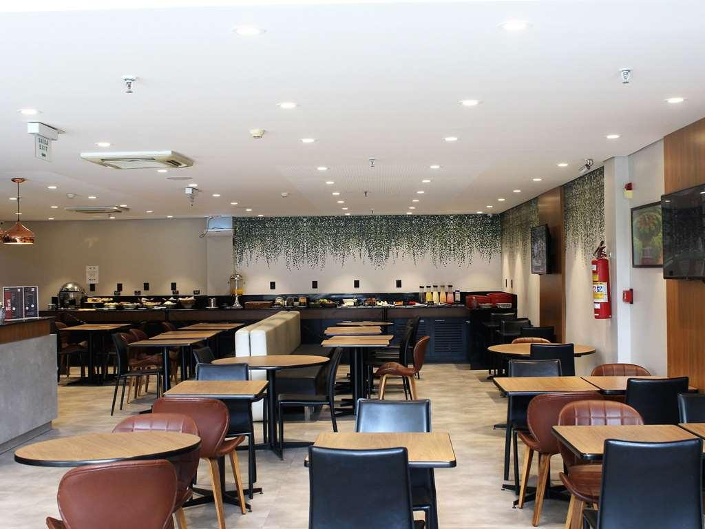 Hotel Lieto Poços de Caldas Ресторант снимка