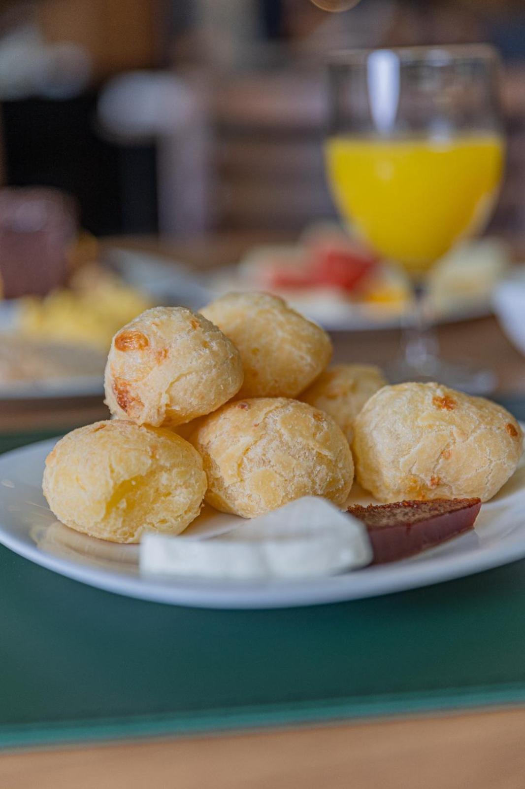 Hotel Lieto Poços de Caldas Екстериор снимка